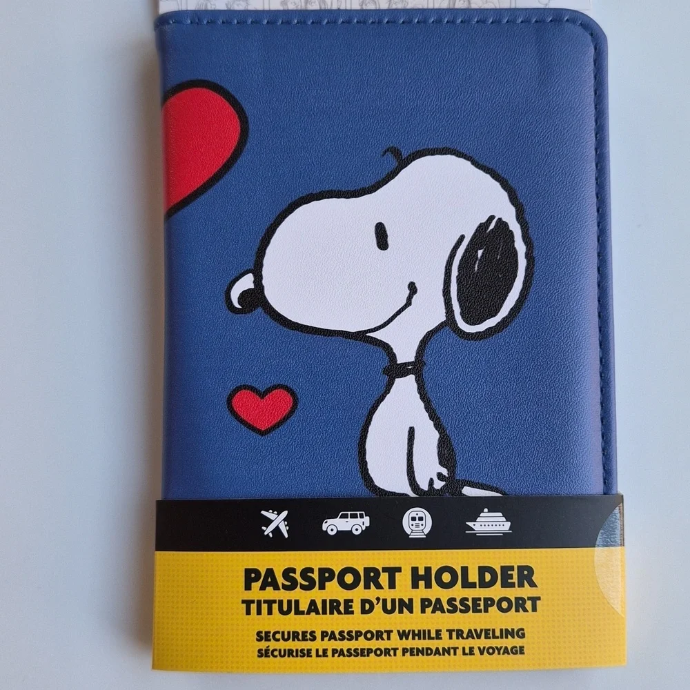Peanuts Snoopy Blue and Red Passport Cover - Picture 2 of 7
